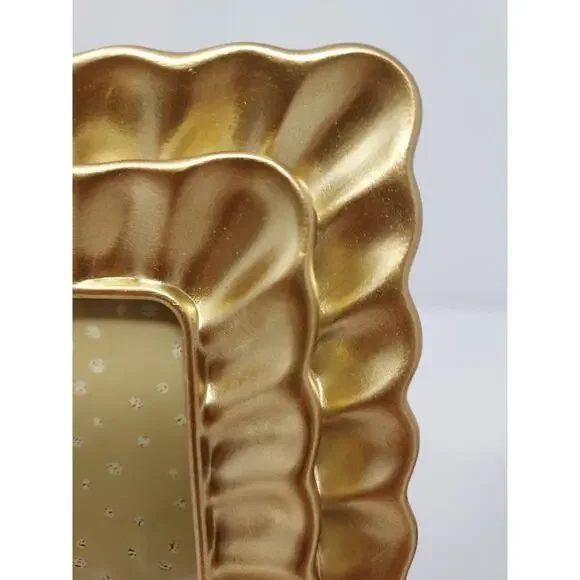 Pair of Gold Easel Picture Frames 4 x 6 Photo "Ruffles & Bows" Designer - Girly - Picture 3 of 6